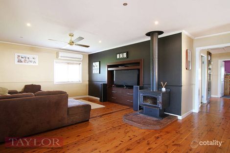 Property photo of 4A Station Street Greta NSW 2334