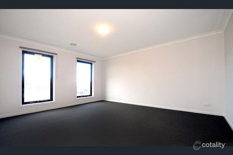 Property photo of 8 Virgona Way Koo Wee Rup VIC 3981