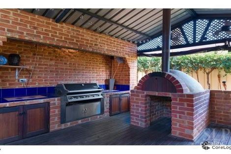 Property photo of 3 Lavender Way Success WA 6164