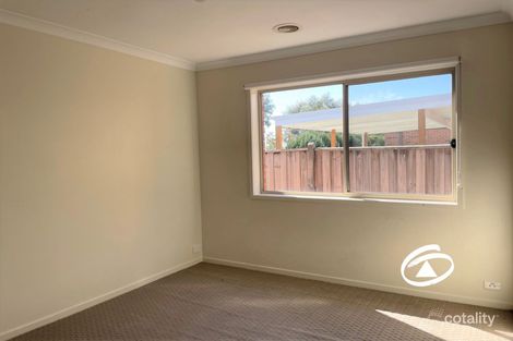Property photo of 2 Livida Circuit Lyndhurst VIC 3975