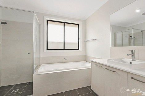 Property photo of 17 Putland Street Grantham Farm NSW 2765