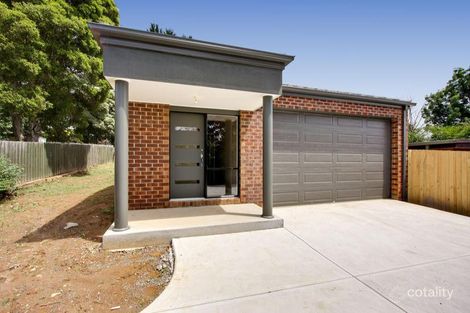 5a Cowley Ct, Mooroolbark, VIC 3138