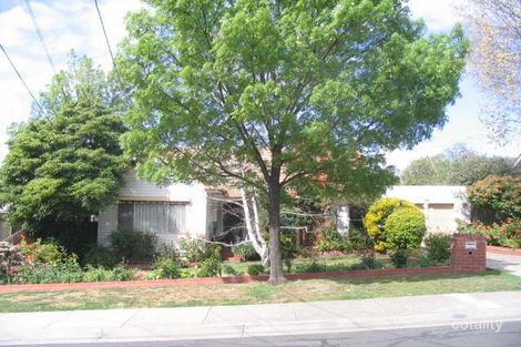 20 Roslyn St, Strathmore, VIC 3041