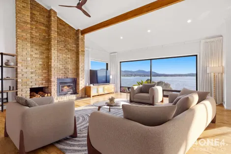 Property photo of 25 Bayside Drive Lauderdale TAS 7021