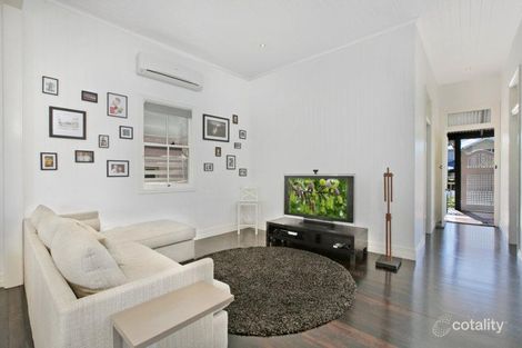 Property photo of 95A Grattan Terrace Manly QLD 4179