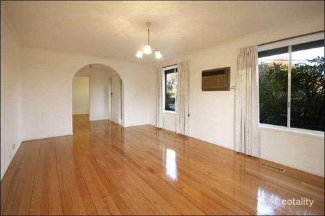 Property photo of 12 Excalibur Avenue Glen Waverley VIC 3150