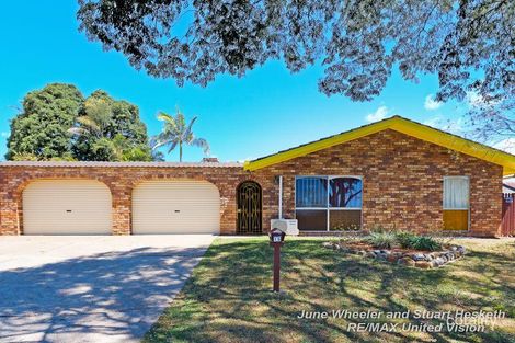 15 Edred St, Carindale, QLD 4152