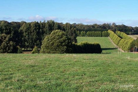 267 Watsons Rd, Kinglake West, VIC 3757