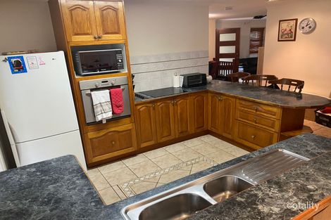 Property photo of 5 Jessika Court Andergrove QLD 4740