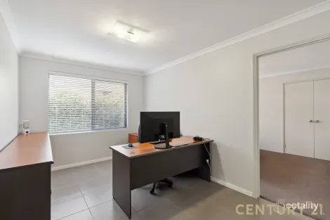 Property photo of 3 Homestead Place Byford WA 6122