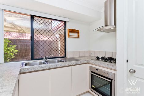 Property photo of 20 McGuigan Circle Redcliffe WA 6104