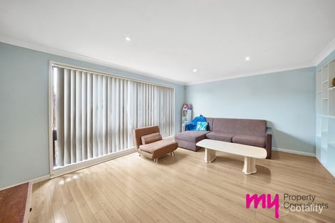 Property photo of 2/6 Jacquinot Place Glenfield NSW 2167