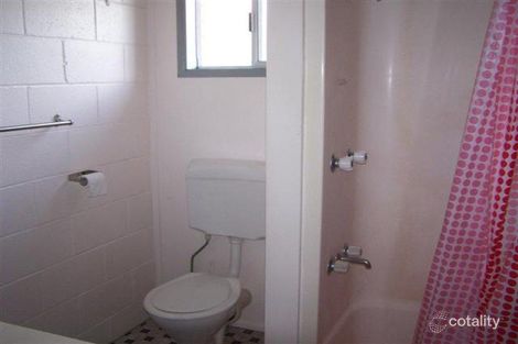 Property photo of 4/4 Lamington Drive South Gladstone QLD 4680