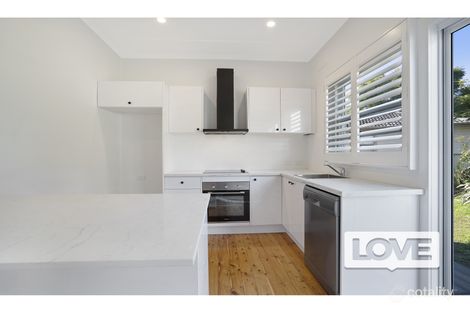 Property photo of 6 Lang Crescent Tarro NSW 2322