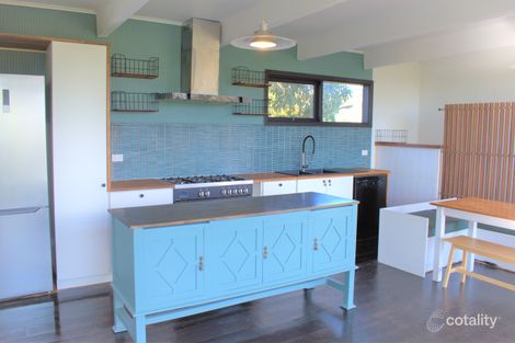 Property photo of 2 Nullawarre Avenue Rosebud VIC 3939
