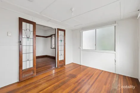 Property photo of 9 Seventh Avenue Kedron QLD 4031