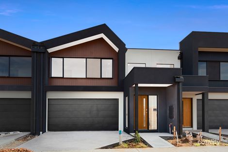 42 Buckingham Bvd, Strathtulloh, VIC 3338