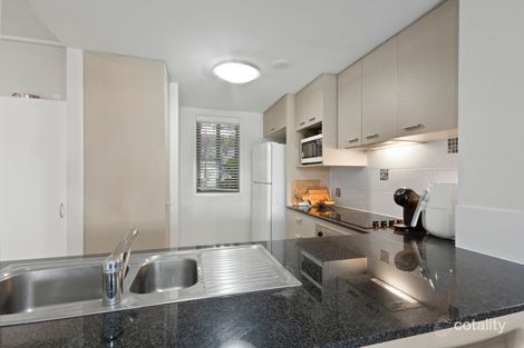 Property photo of 9/4 Grand Parade Parrearra QLD 4575