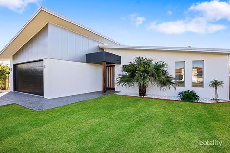 Property photo of 27 Sunbird Chase Parrearra QLD 4575