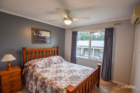 Property photo of 27 Robert Street Myrtleford VIC 3737