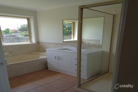 Property photo of 48 Botanical Grove Doveton VIC 3177