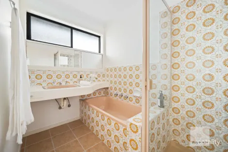 Property photo of 67 Koala Crescent Westmeadows VIC 3049