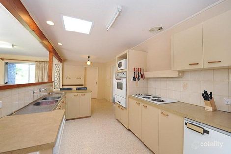 Property photo of 5 Colvin Court Glen Waverley VIC 3150
