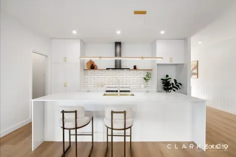 Property photo of 11 Ellipse Circuit Chisholm NSW 2322