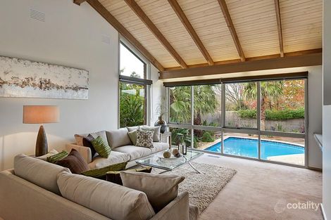 Property photo of 1 Barnston Place Ringwood VIC 3134