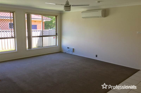 Property photo of 28 Gardenia Crescent Bomaderry NSW 2541