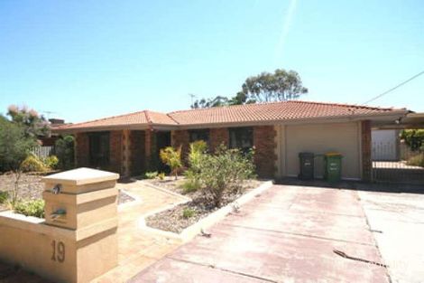 19 Tamarind Cres, Kelmscott, WA 6111