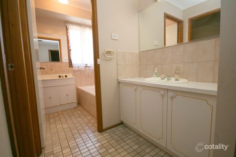 Property photo of 238 Hogans Road Hoppers Crossing VIC 3029