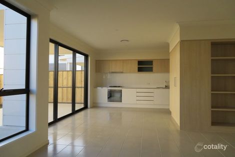 Property photo of 31 Putters Circuit Blacktown NSW 2148