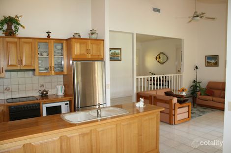 Property photo of 32 Narooma Drive Ocean Shores NSW 2483