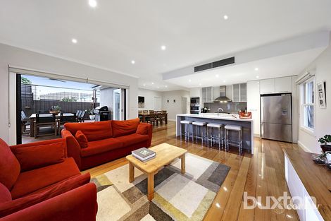 Property photo of 11 Rogers Road Bentleigh VIC 3204