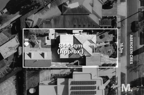 Property photo of 13 Aberdeen Crescent Essendon VIC 3040