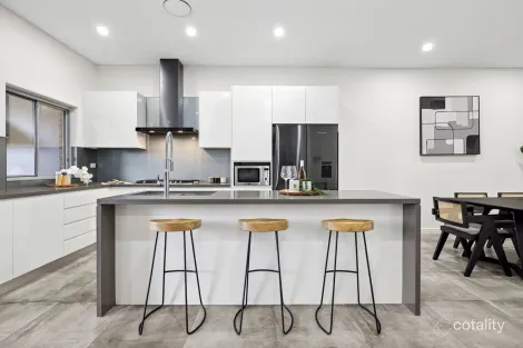 Property photo of 4A Melinga Place Revesby NSW 2212