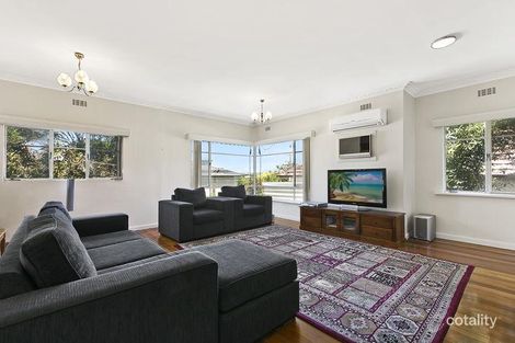 Property photo of 3 Greenways Court Parkdale VIC 3195