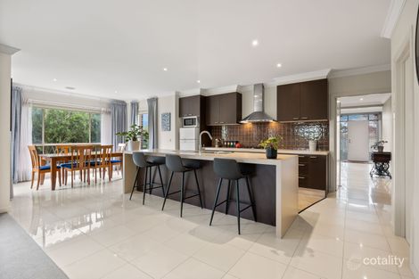 Property photo of 68 Faversham Avenue Lake Gardens VIC 3355