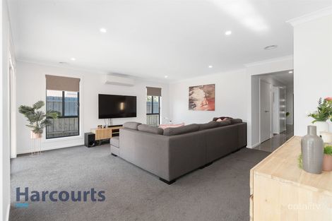 Property photo of 69 Lats Avenue Carrum Downs VIC 3201