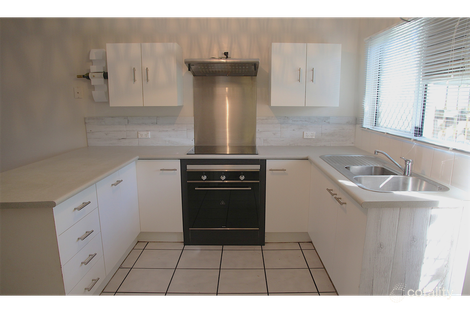 Property photo of 3/126 Pease Street Manoora QLD 4870