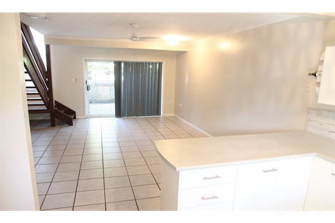 Property photo of 3/126 Pease Street Manoora QLD 4870