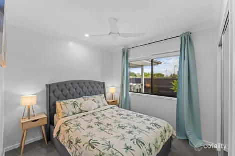 Property photo of 27 Benjamen Crescent Nirimba QLD 4551