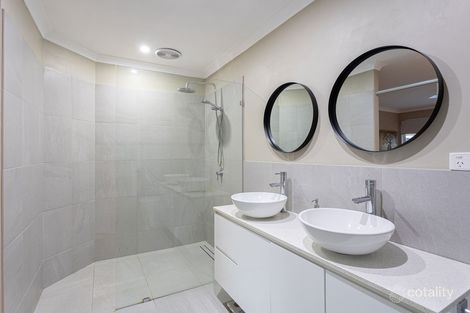 Property photo of 2 Olympic Way Connolly WA 6027