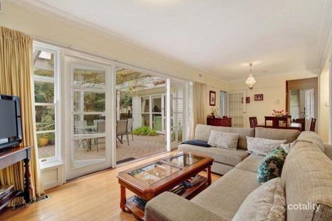 Property photo of 16 Nicholson Street Nunawading VIC 3131