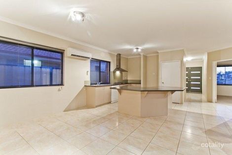 Property photo of 13 Sunflower Road Success WA 6164