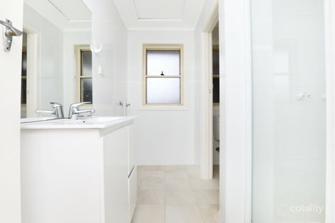 Property photo of 2/31 Waratah Street Windang NSW 2528