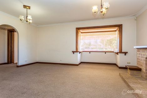 Property photo of 81 Amanda Drive Camillo WA 6111