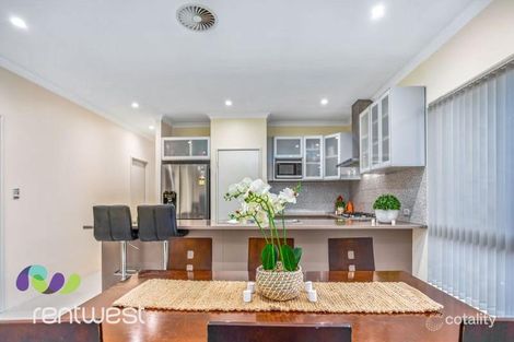 Property photo of 52 Wycliffe Turn Piara Waters WA 6112