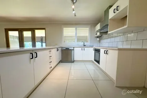 Property photo of 6 Gunara Terrace Glenmore Park NSW 2745